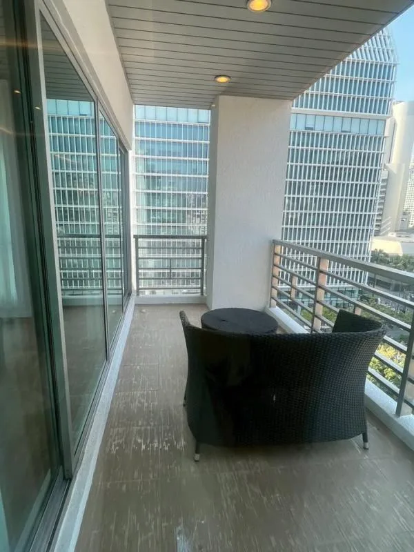 Property photos for Royal Residence Park