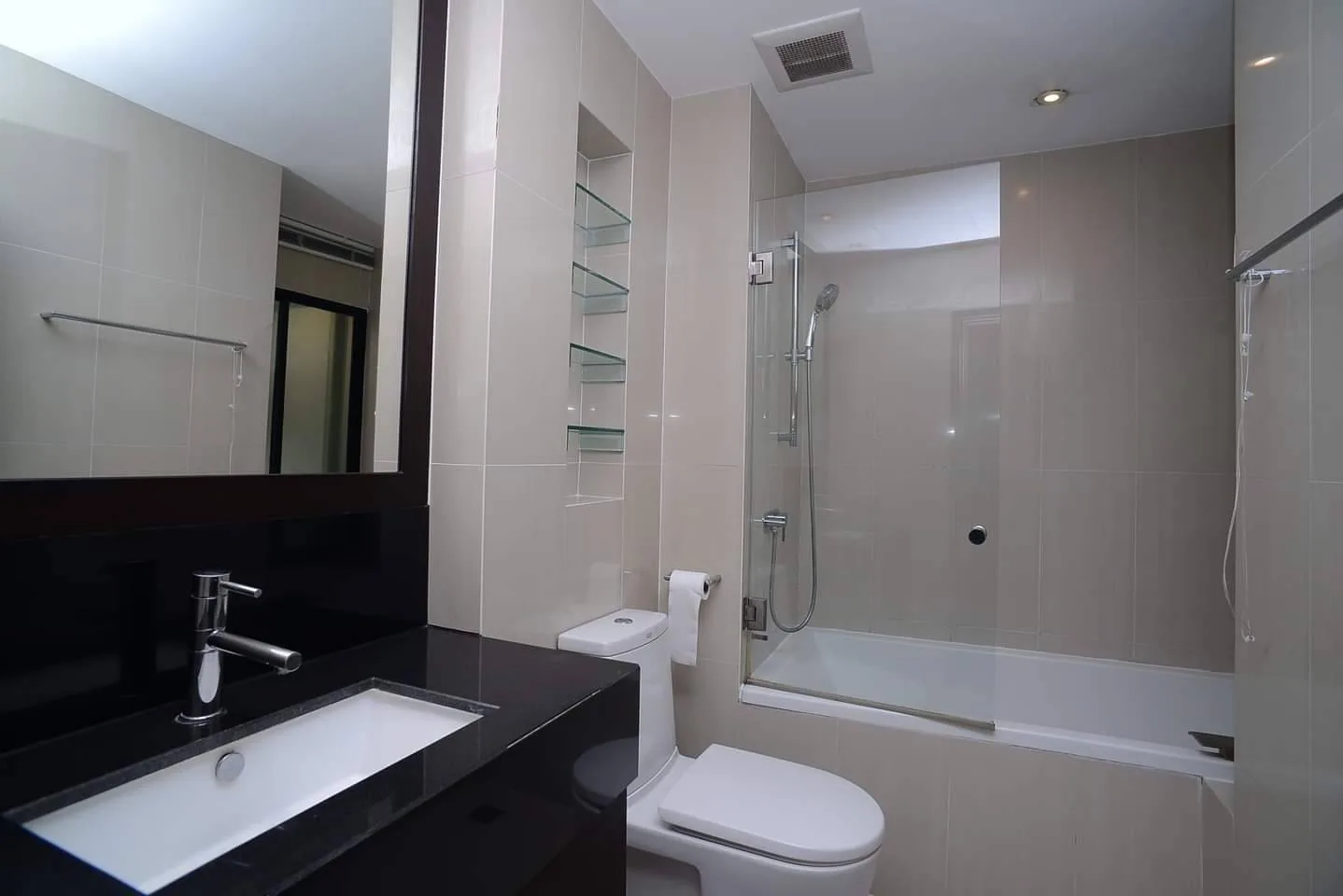 Property photos for Sathorn Gardens