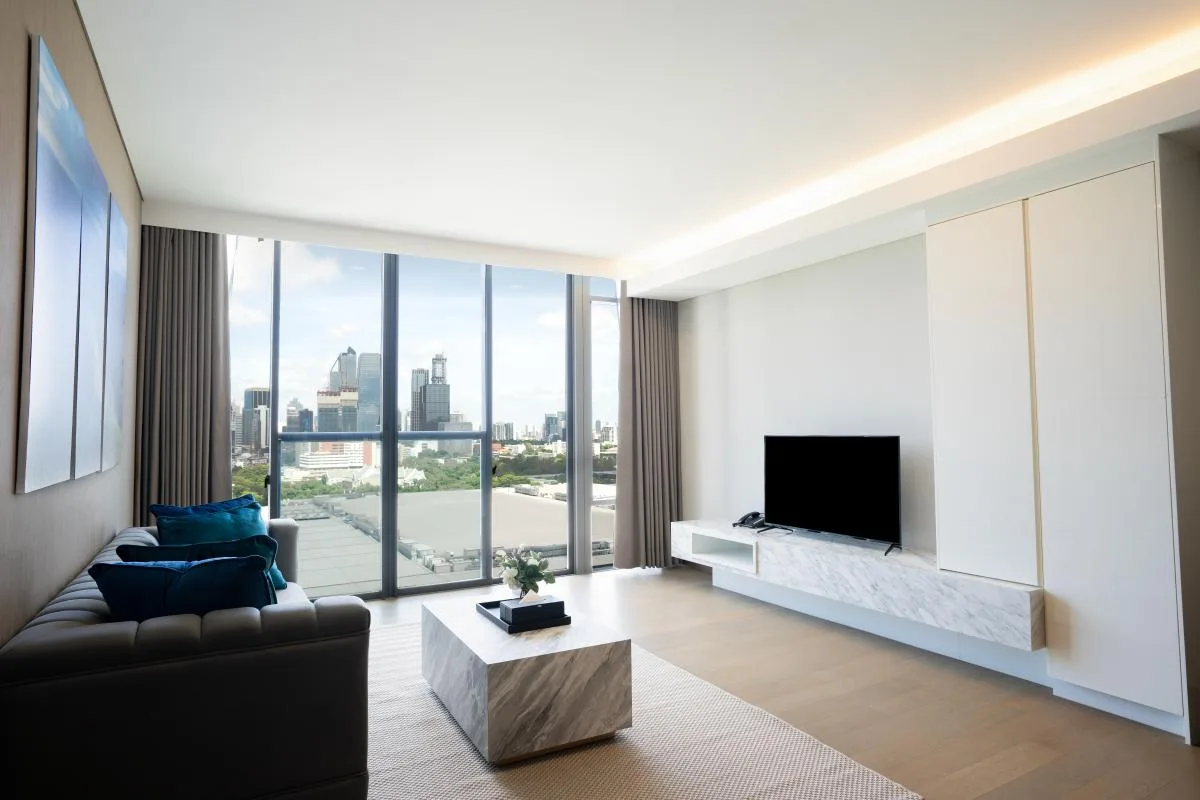 Property photos for Siamese Exclusive Queens