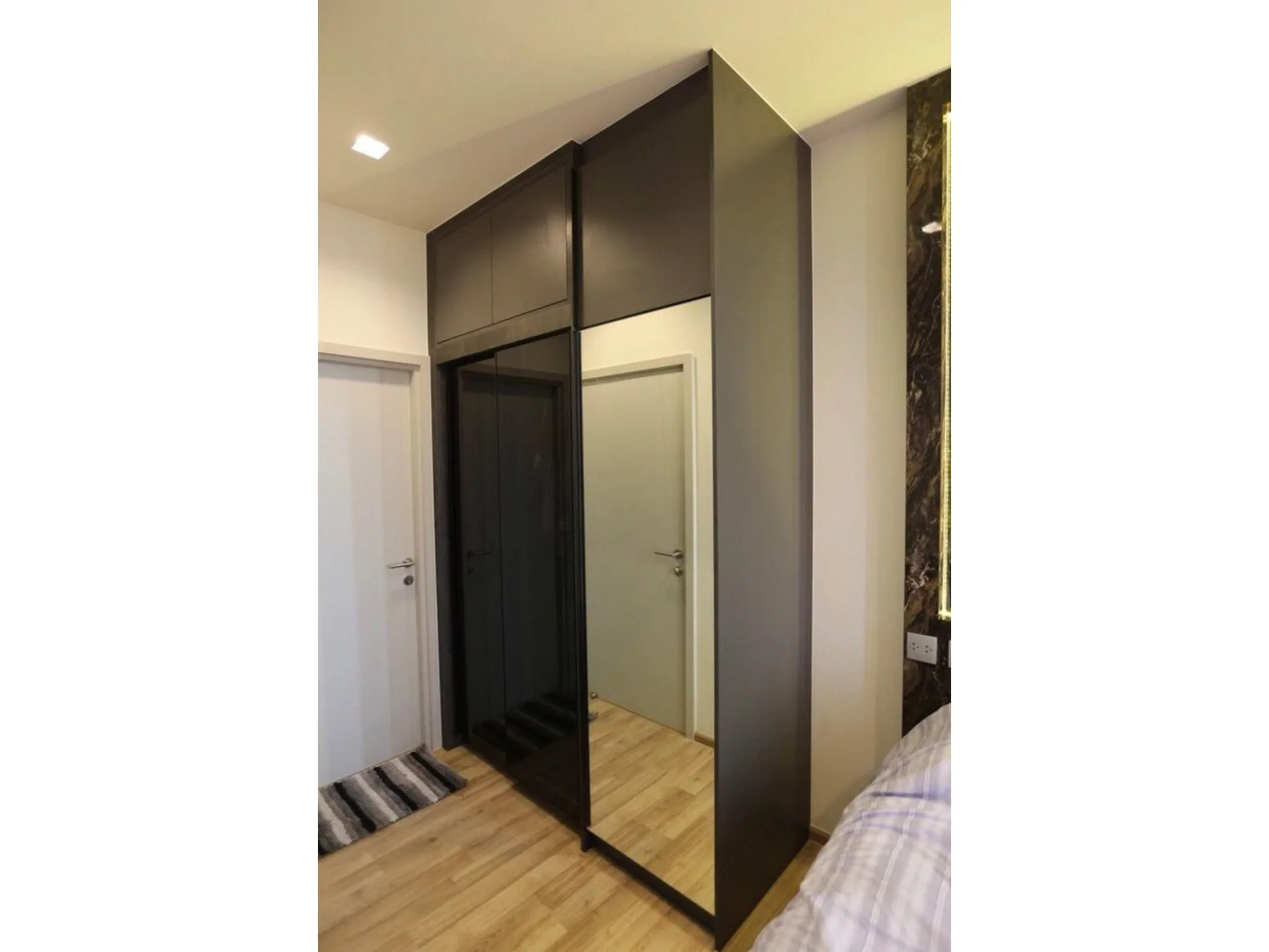 Property photos for THE LINE Jatujak - Mochit