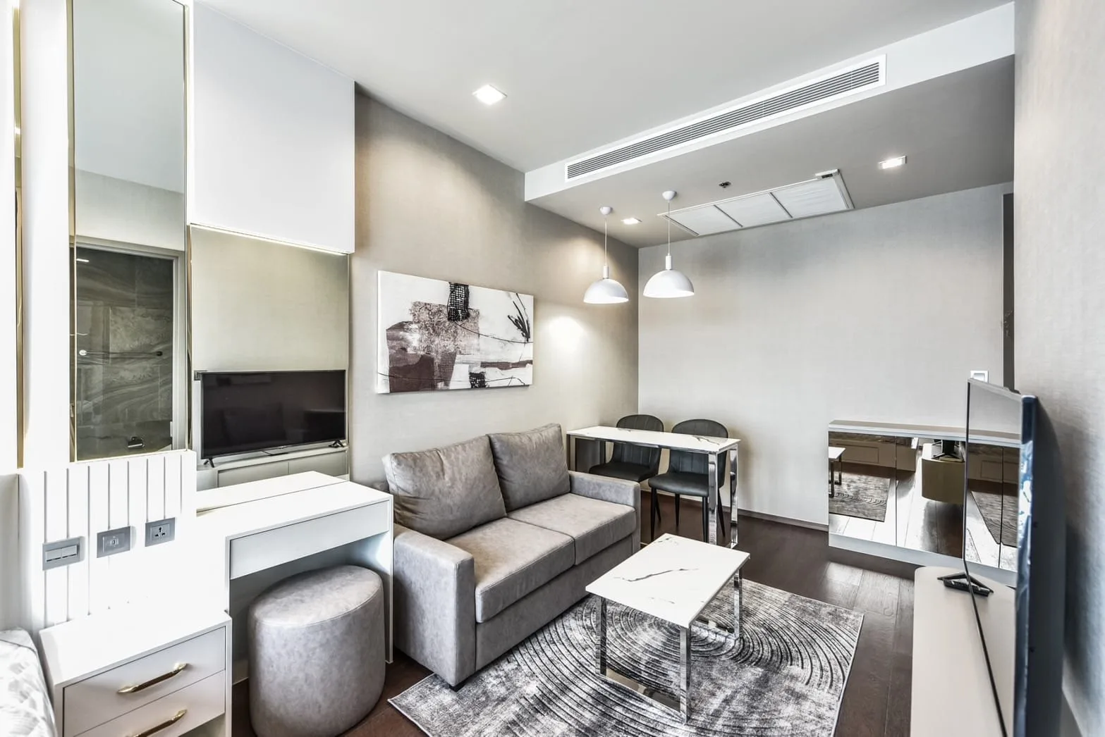 Property photos for Ideo Q Victory