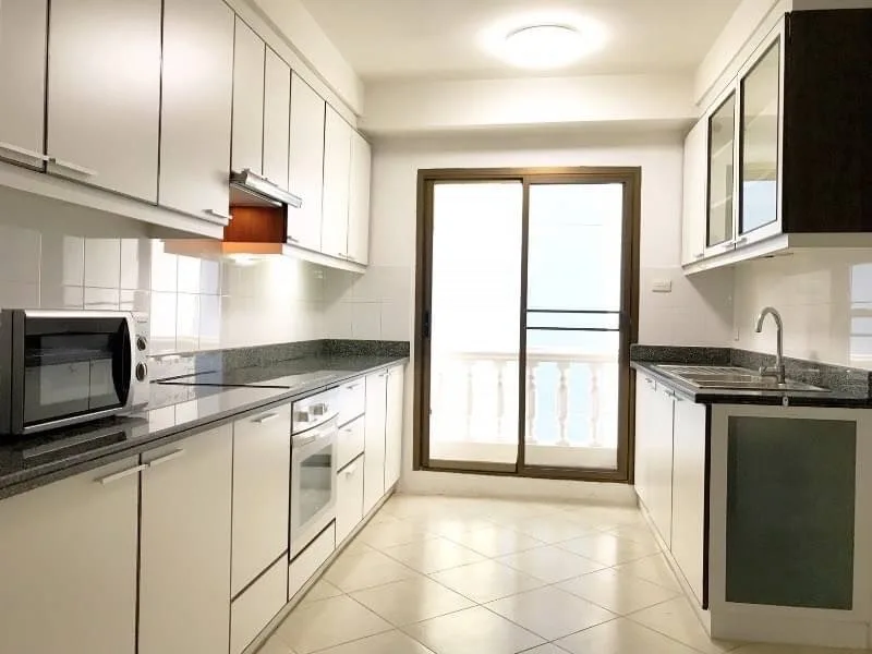 Property photos for Thonglor Garden