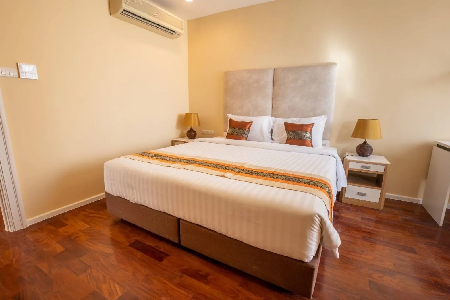 Property photos for Gm Service Apartment