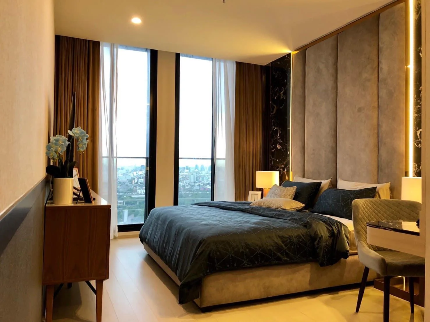 Property photos for Noble Ploenchit
