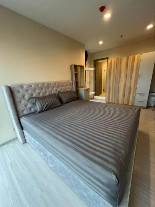 Property photos for Life Asoke Hype