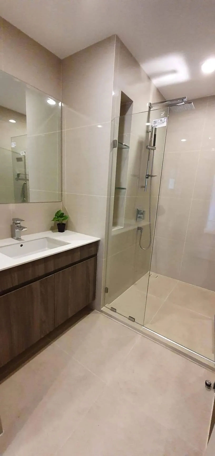 Property photos for IDEO Mobi Sukhumvit 66