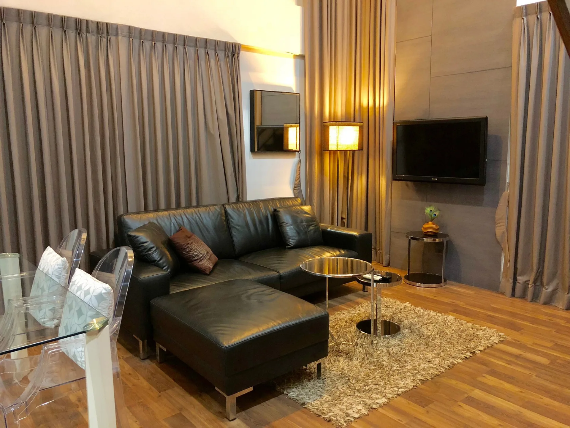 Property photos for The Rajdamri