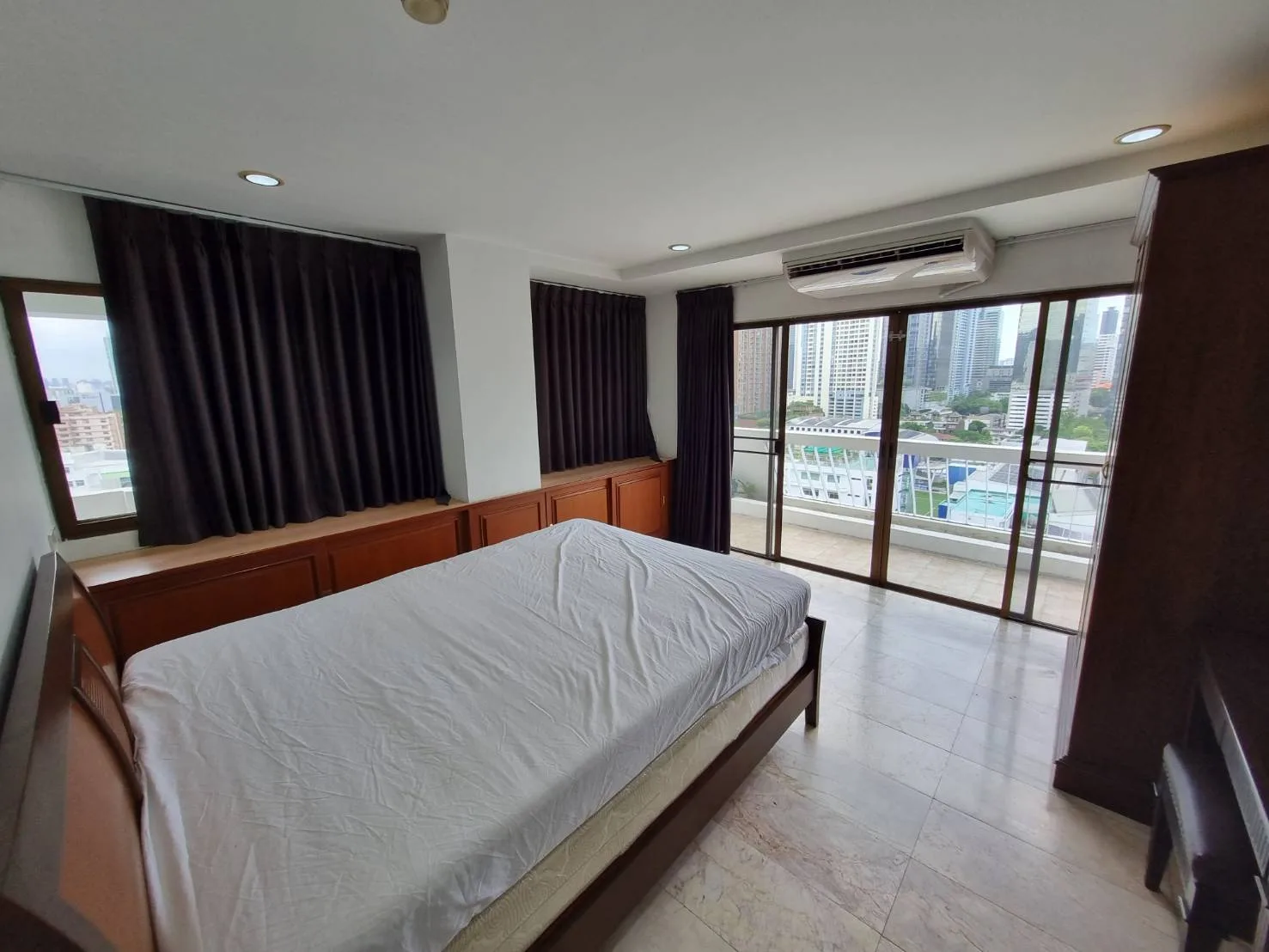 Property photos for Ruamjai Heights