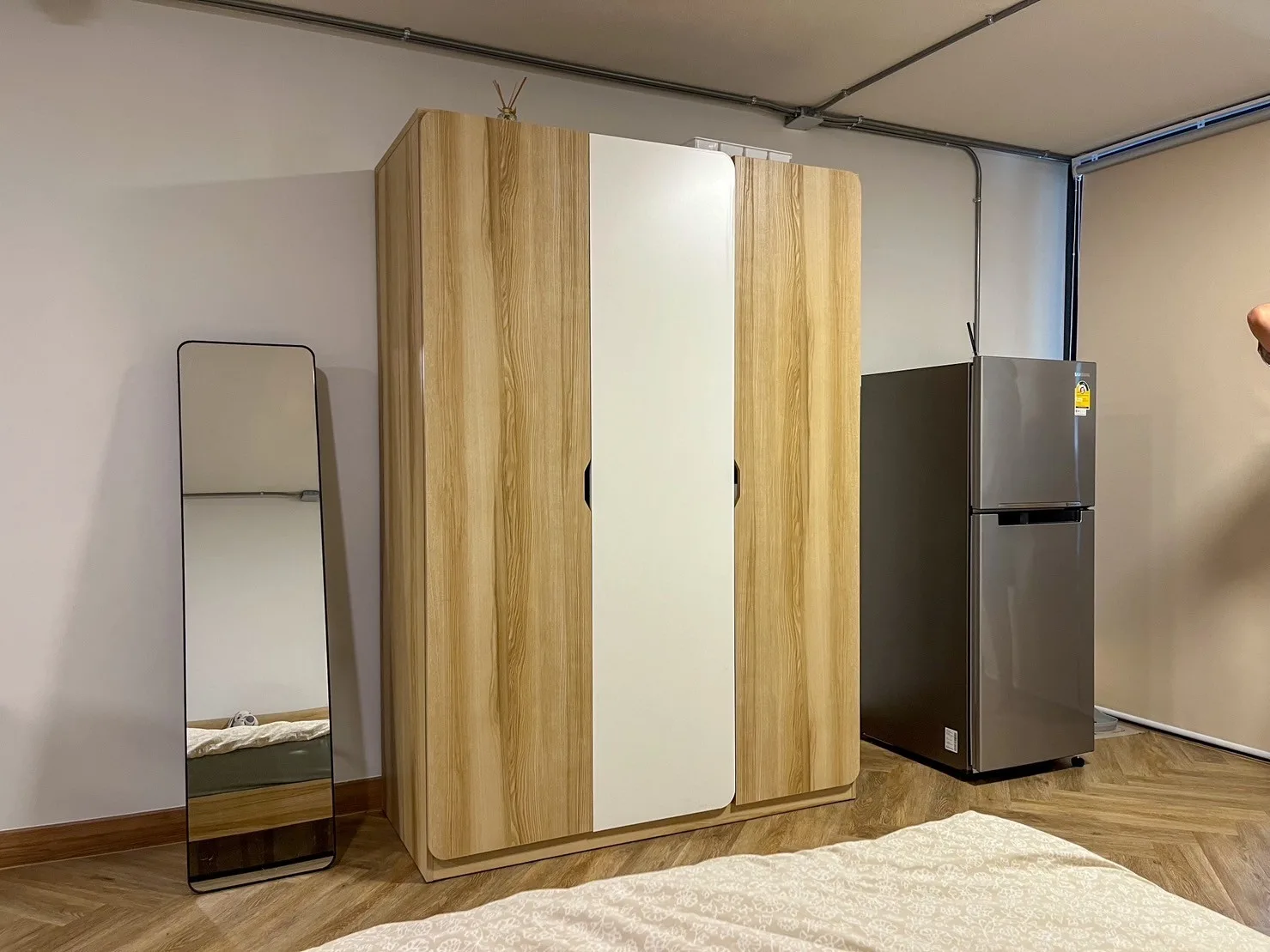 Property photos for Ratchathewi Tower