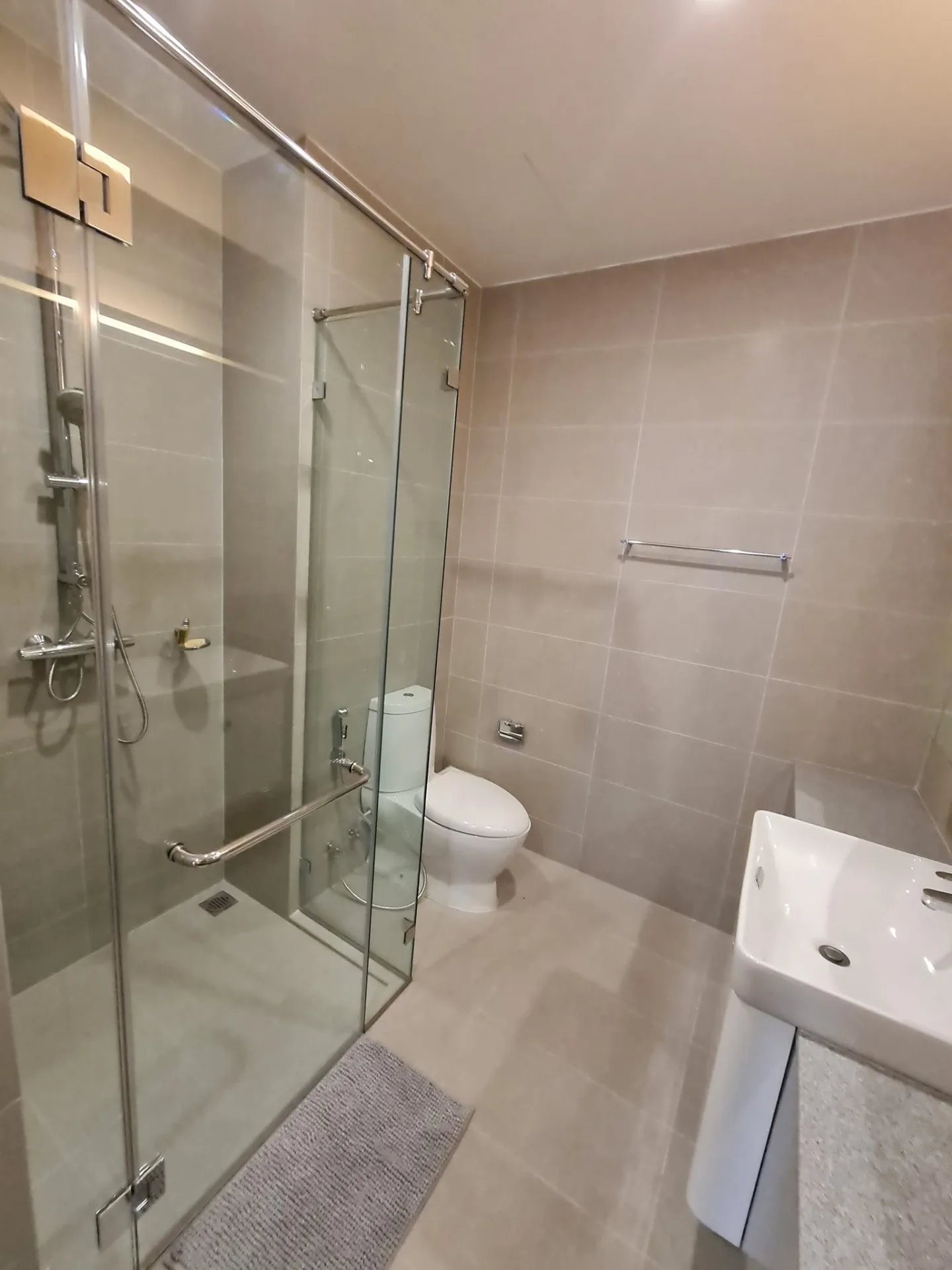 Property photos for Noble Ploenchit