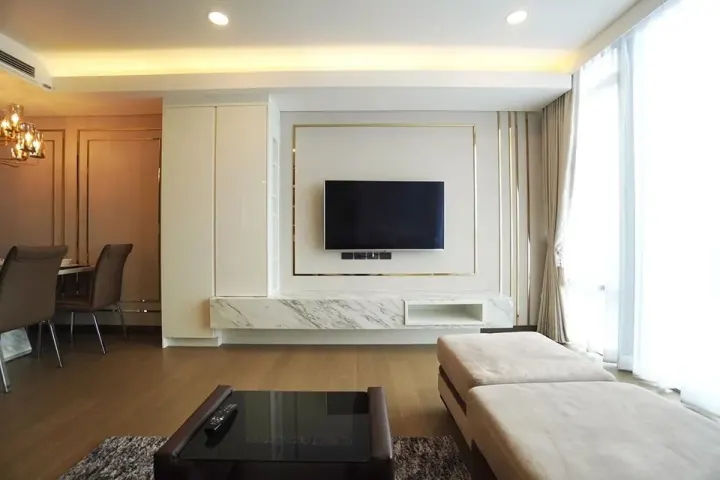 Property photos for Siamese Exclusive Queens