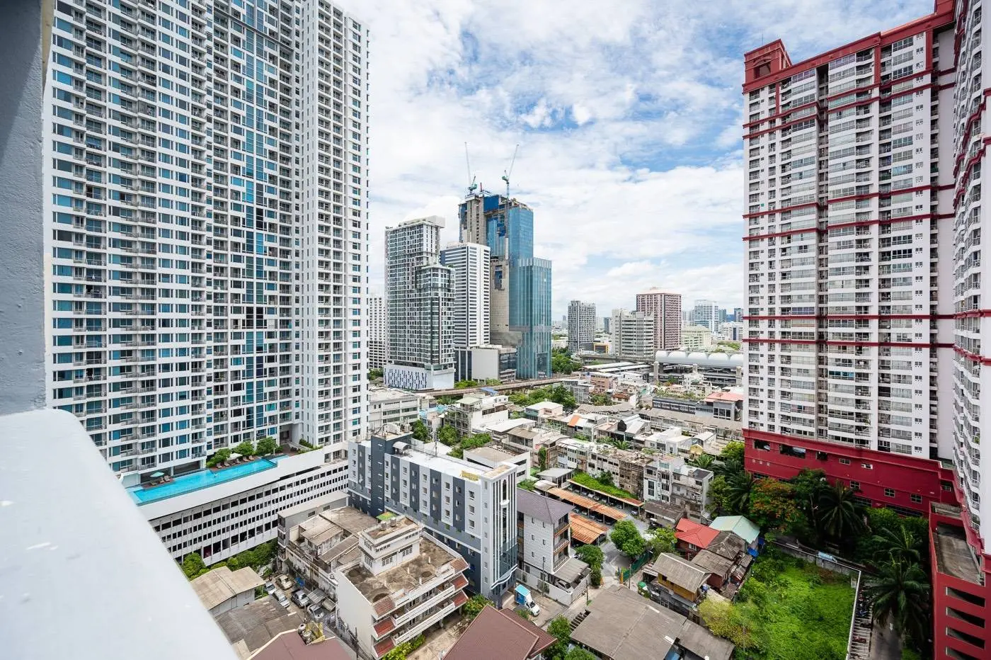 Property photos for Petch 9 Tower