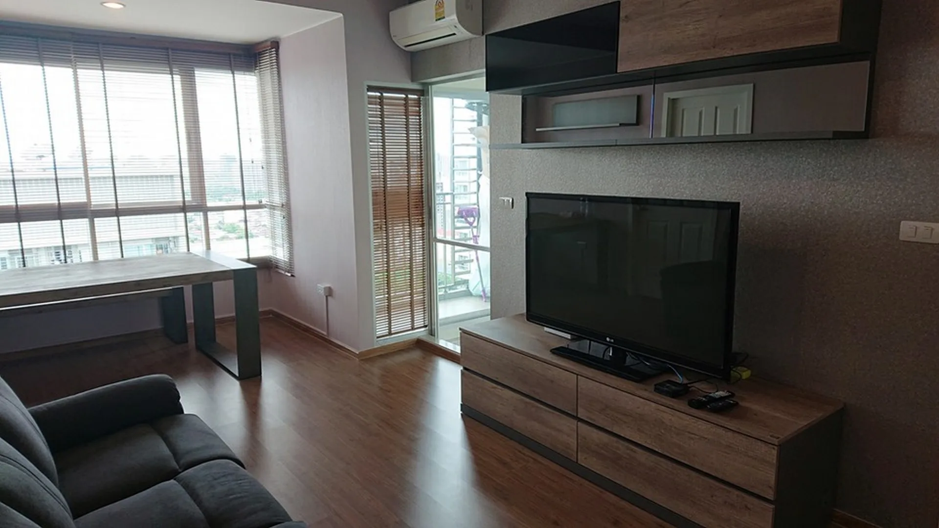 Property photos for U Delight @ Talat Phlu Station