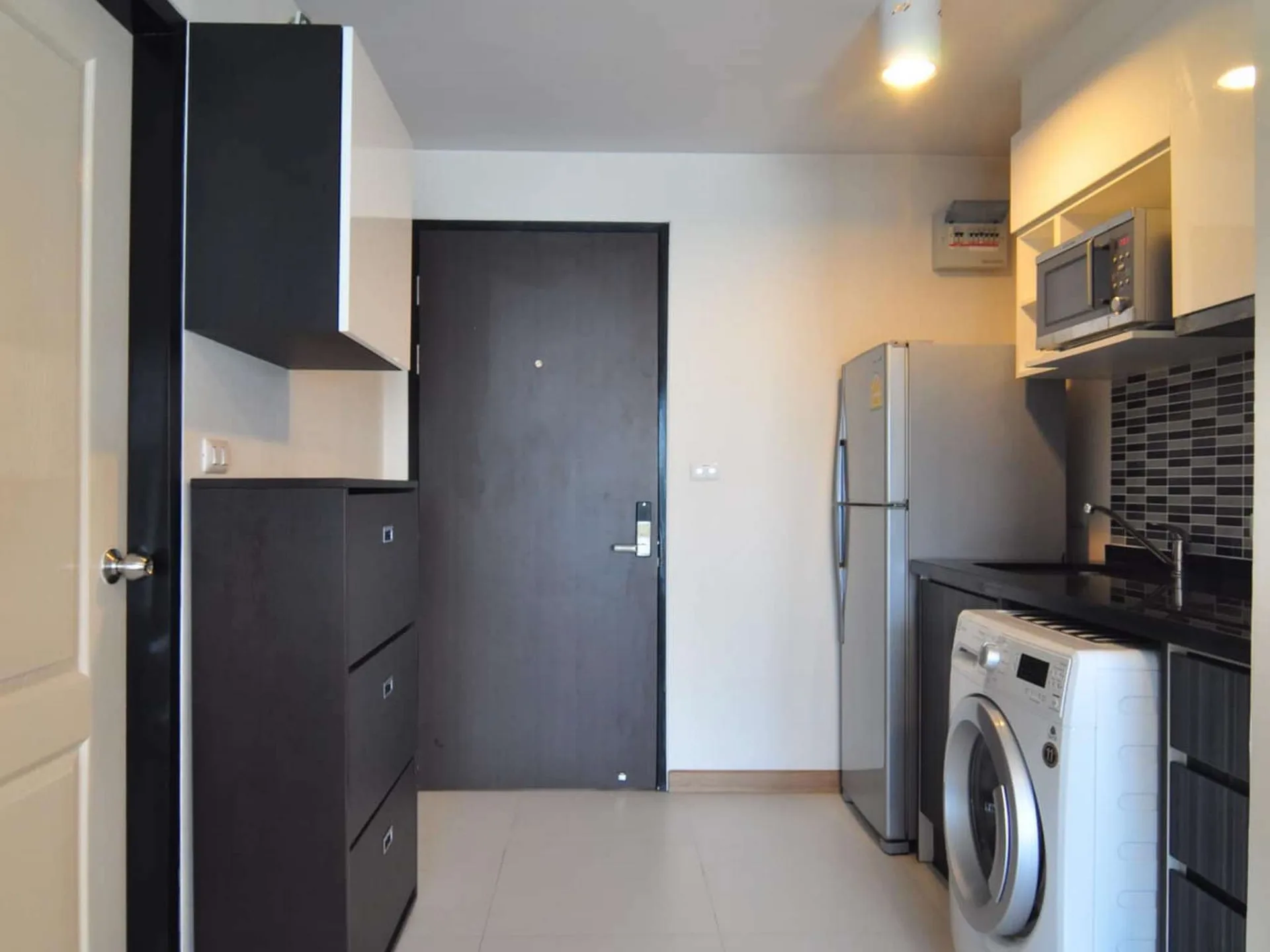 Property photos for Bangkok Feliz Sukhumvit 69