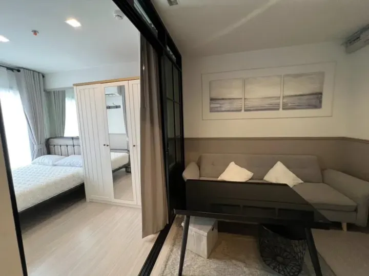 Property photos for Life Asoke Hype