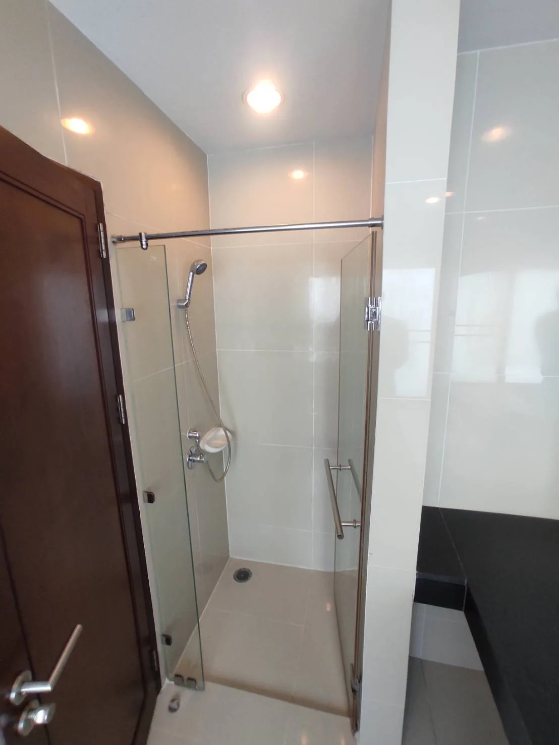 Property photos for Noble Ora