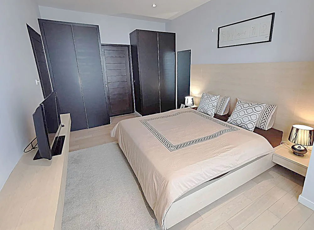 Property photos for Eight Thonglor Residence