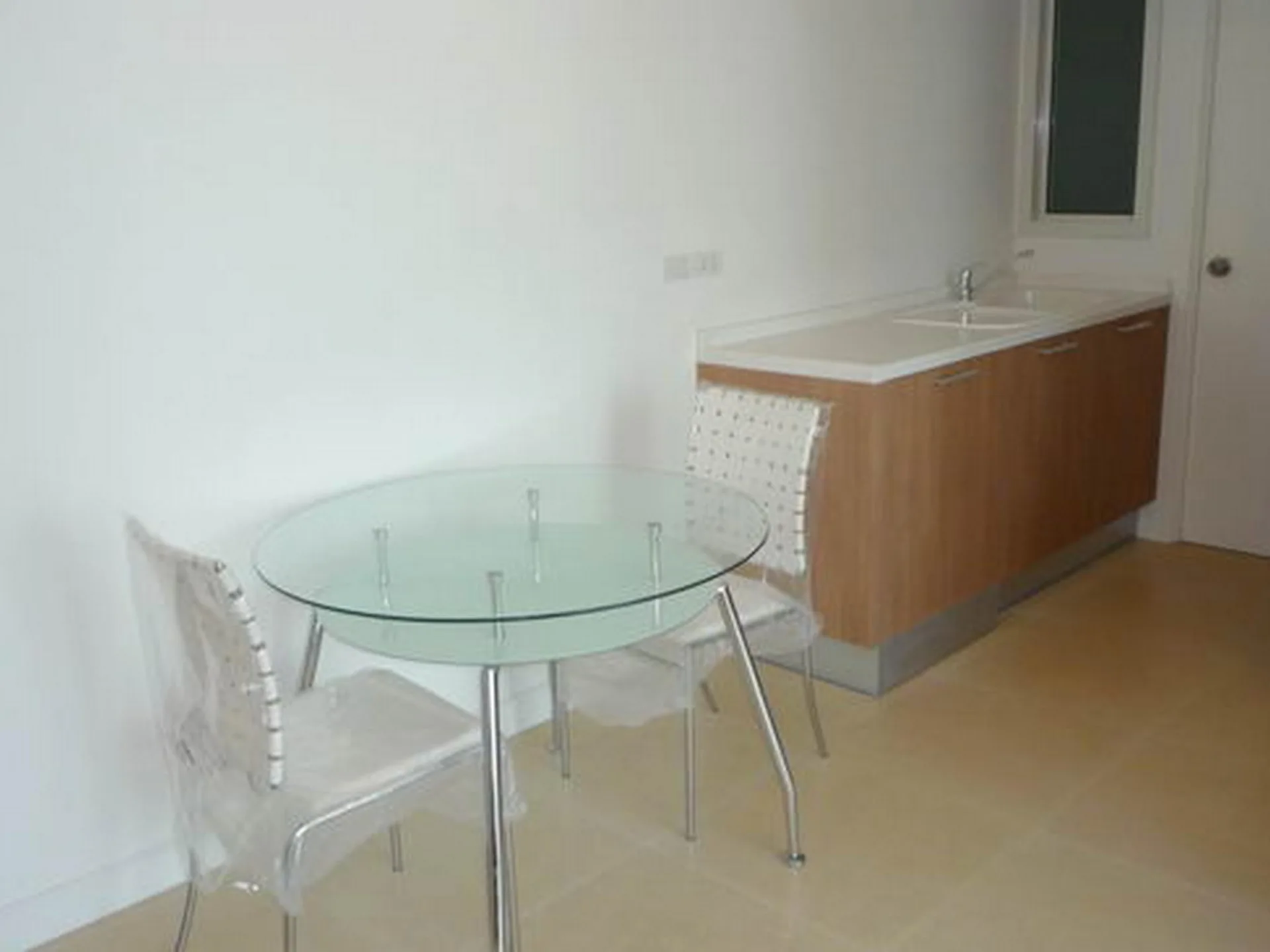 Property photos for MANHATTAN CHIDLOM