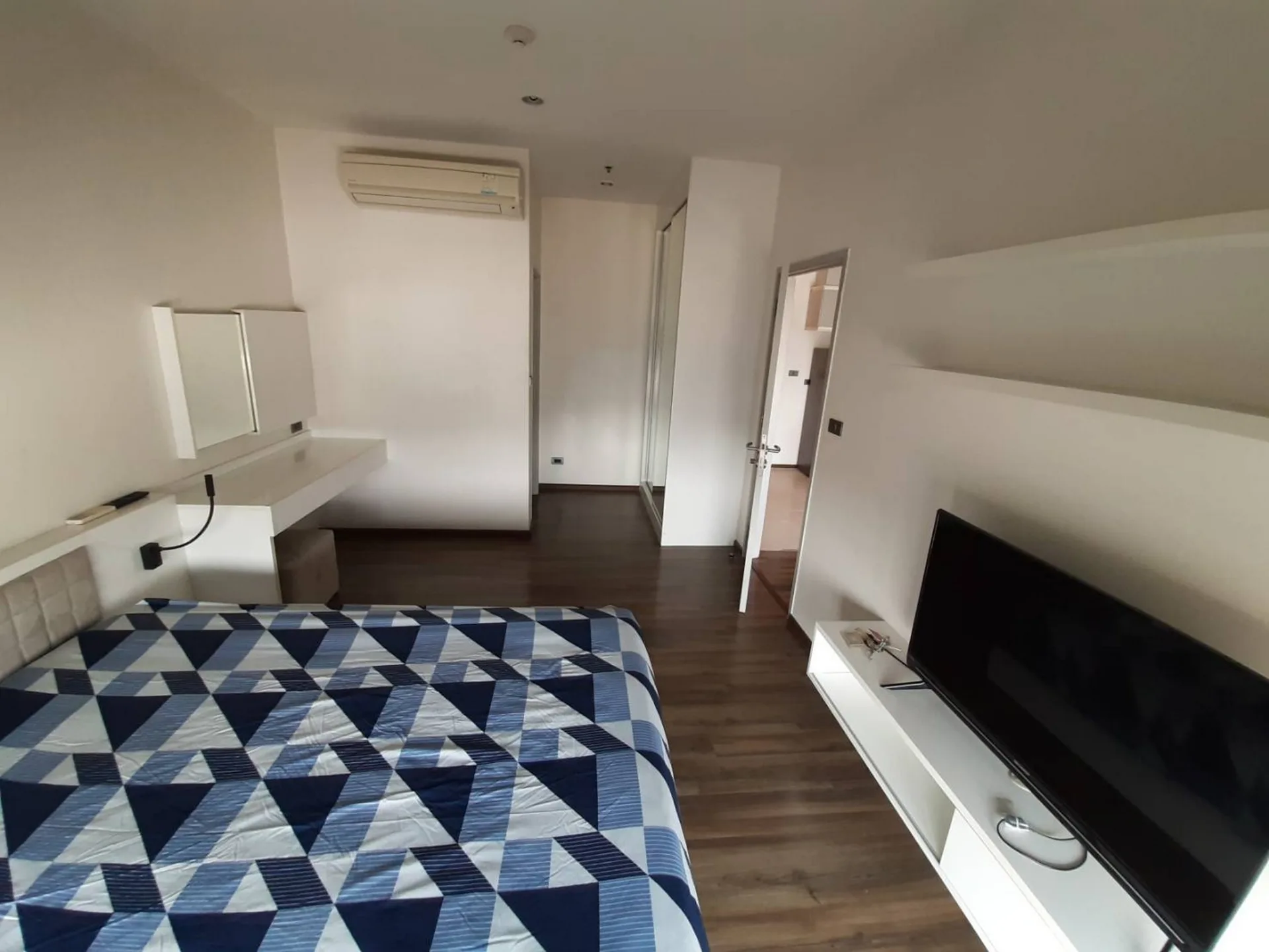 Property photos for WYNE Sukhumvit
