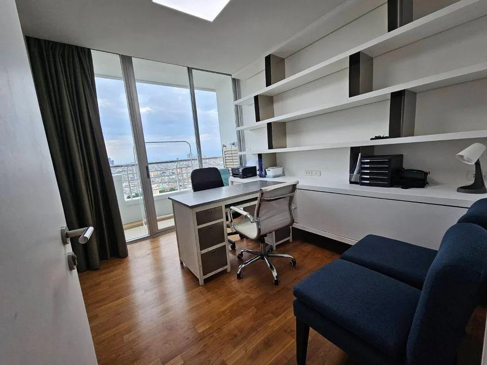 Property photos for Sathorn Heritage