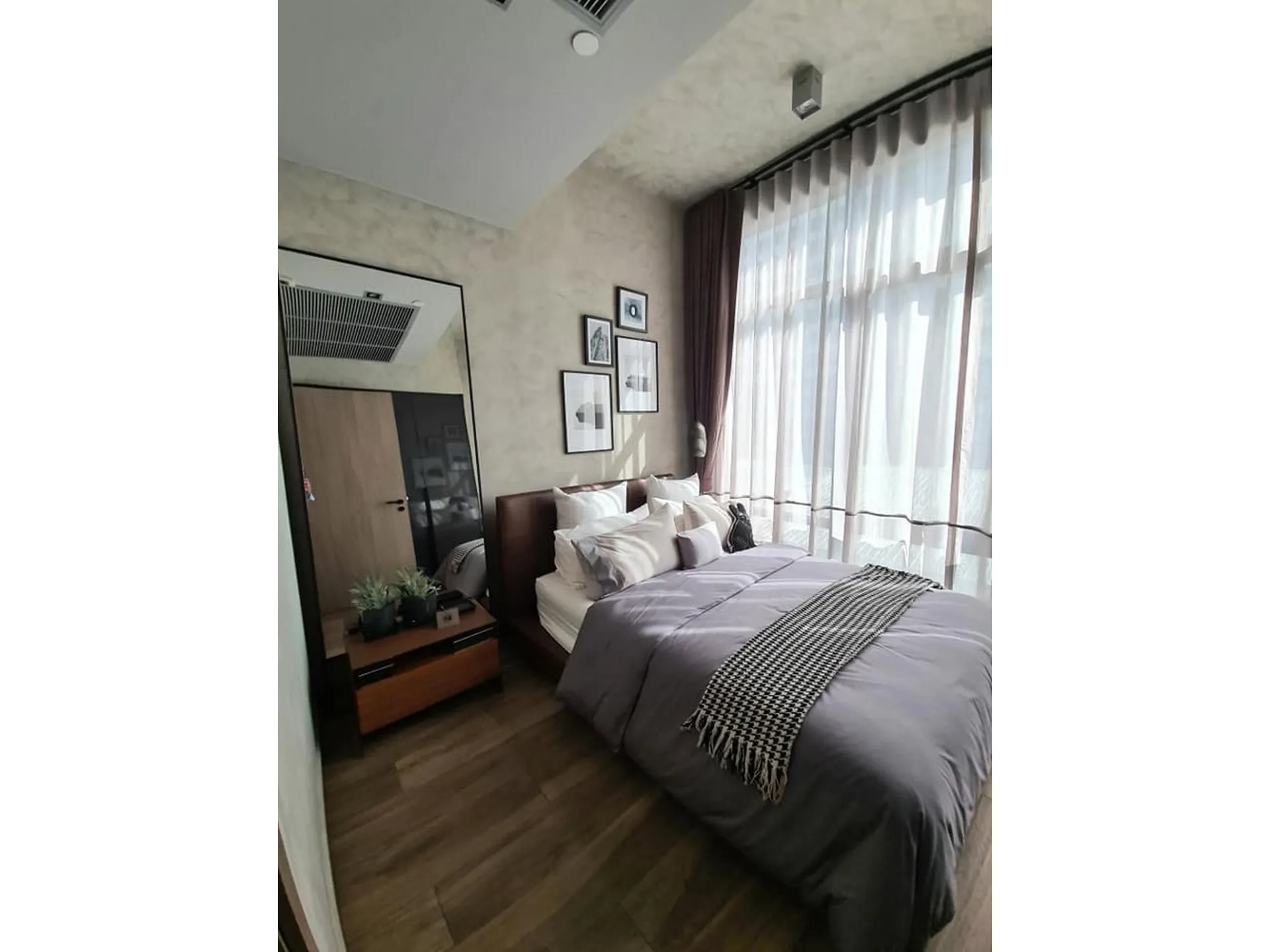 Property photos for The Lofts Asoke