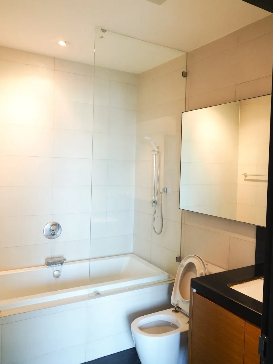 Property photos for Eight Thonglor Residence