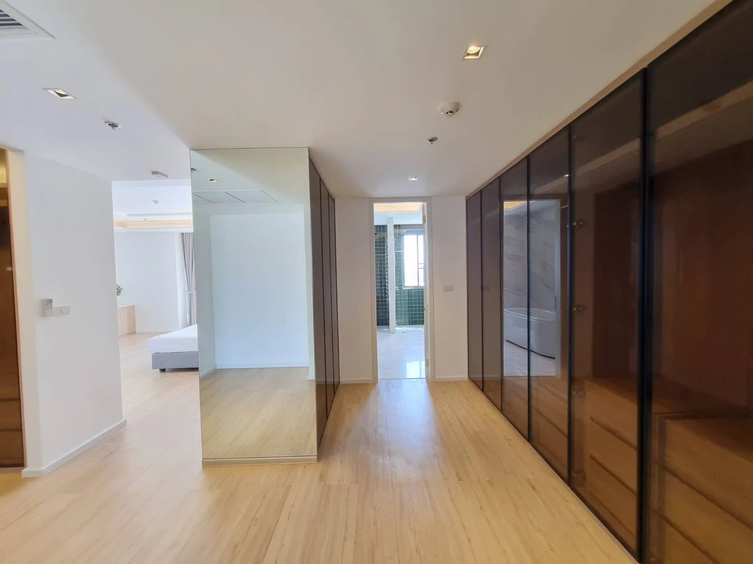 Property photos for The Pearl 49