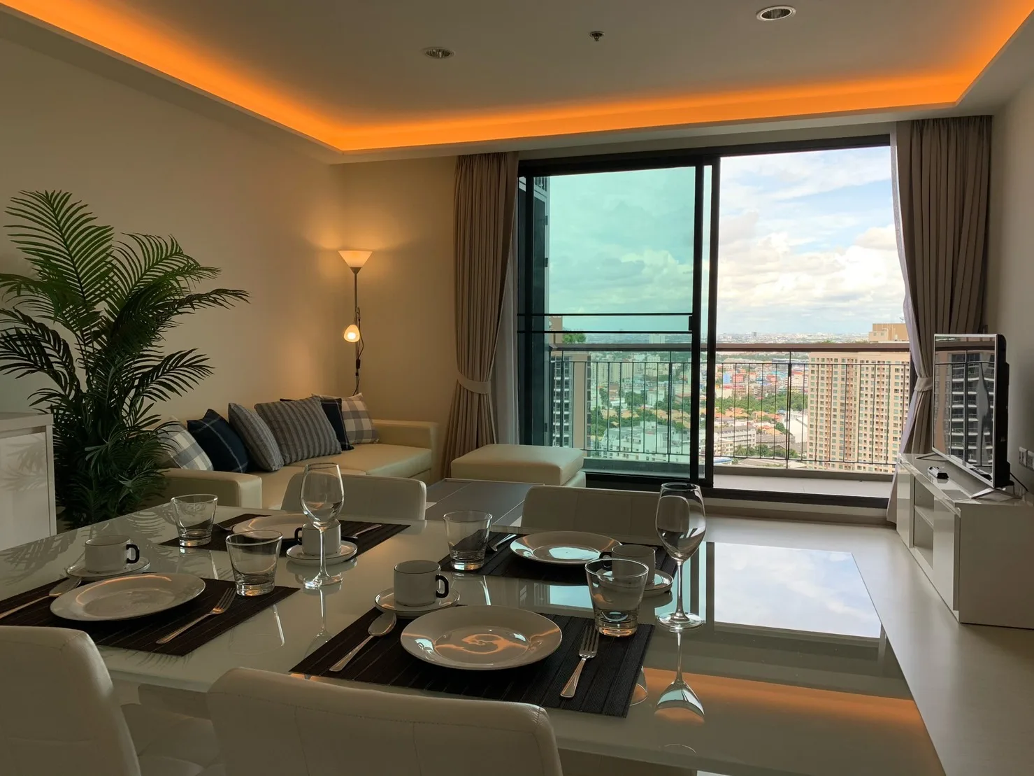 Property photos for Rhythm Sukhumvit 42