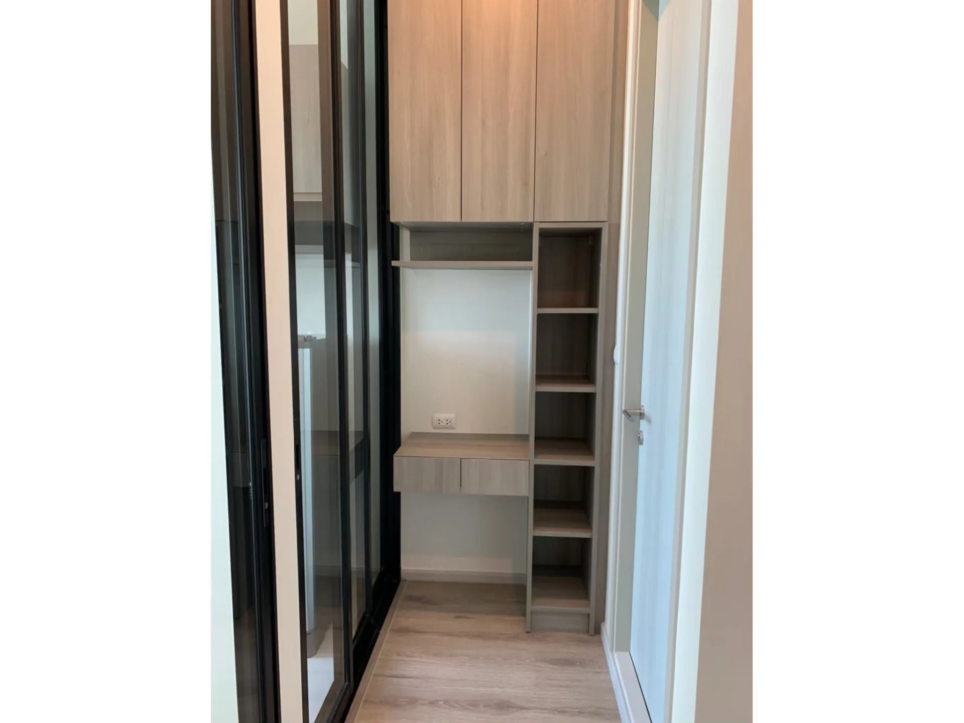 Property photos for KnightsBridge Prime Ratchayothin