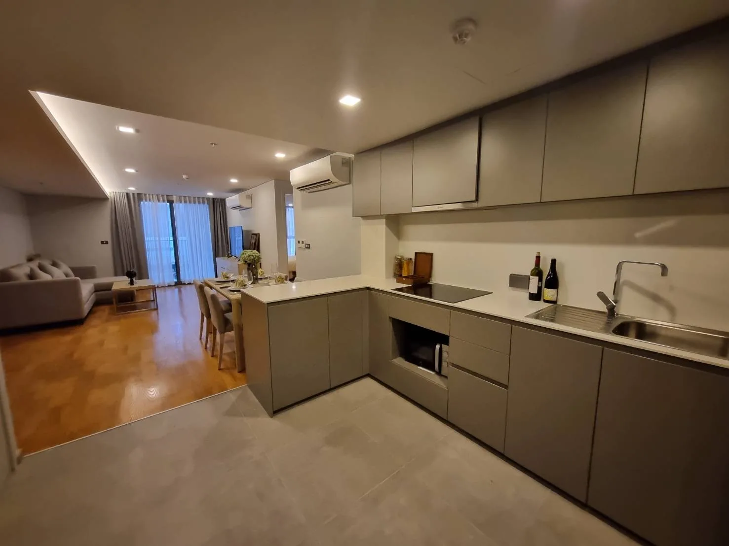 Property photos for Piya Apartment Sukhumvit 15