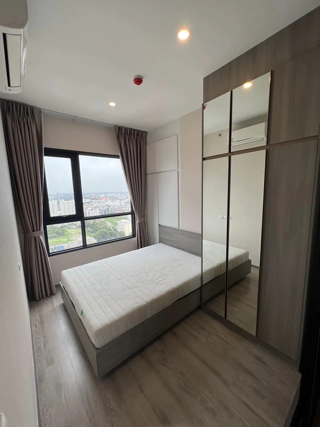 Property photos for Knightsbridge Prime Onnut