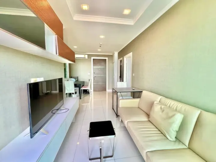 Property photos for The Metropolis Samrong Interchange