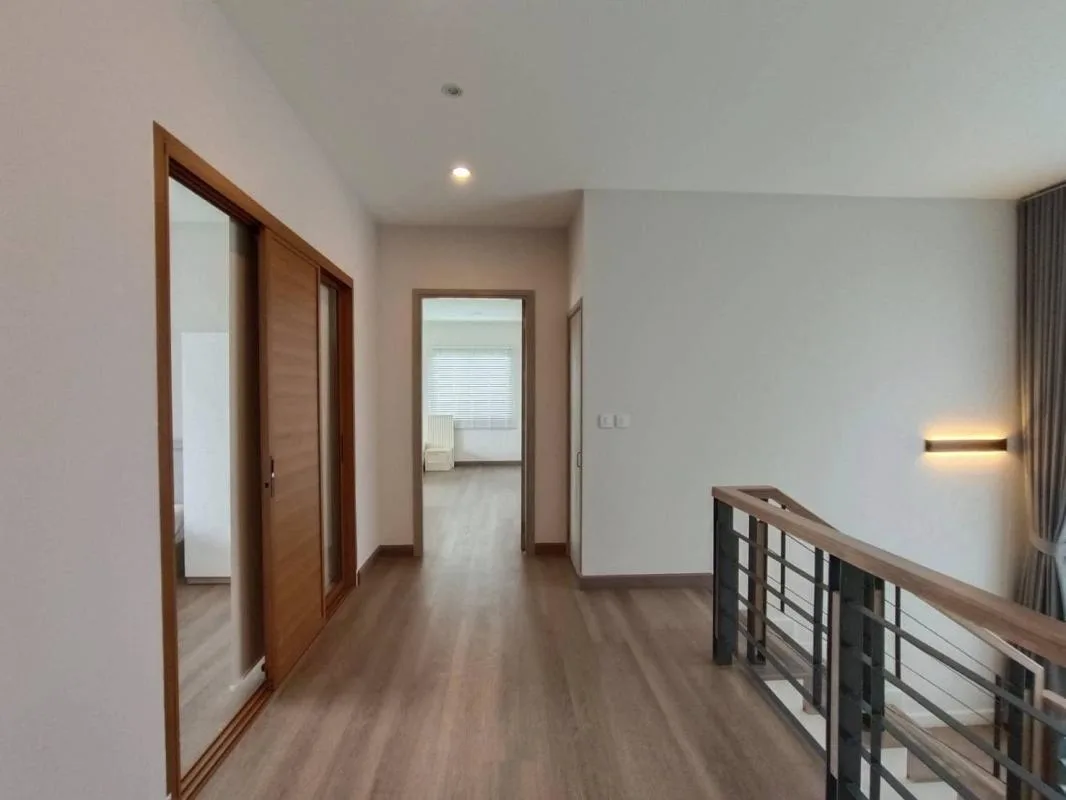 Property photos for The Palm Bangna-wongwaen