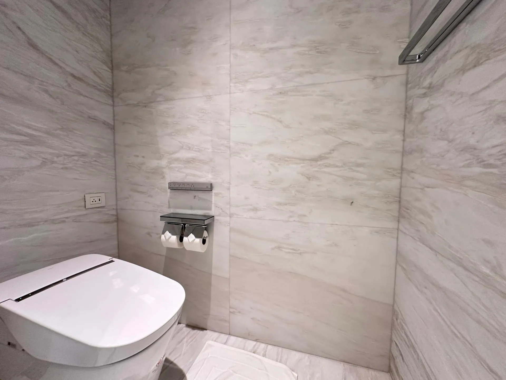 Property photos for Scope Langsuan