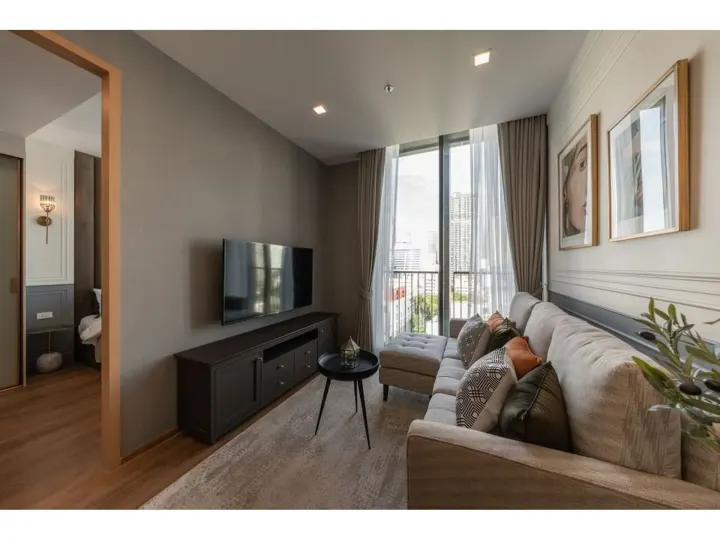 Property photos for Noble BE 33