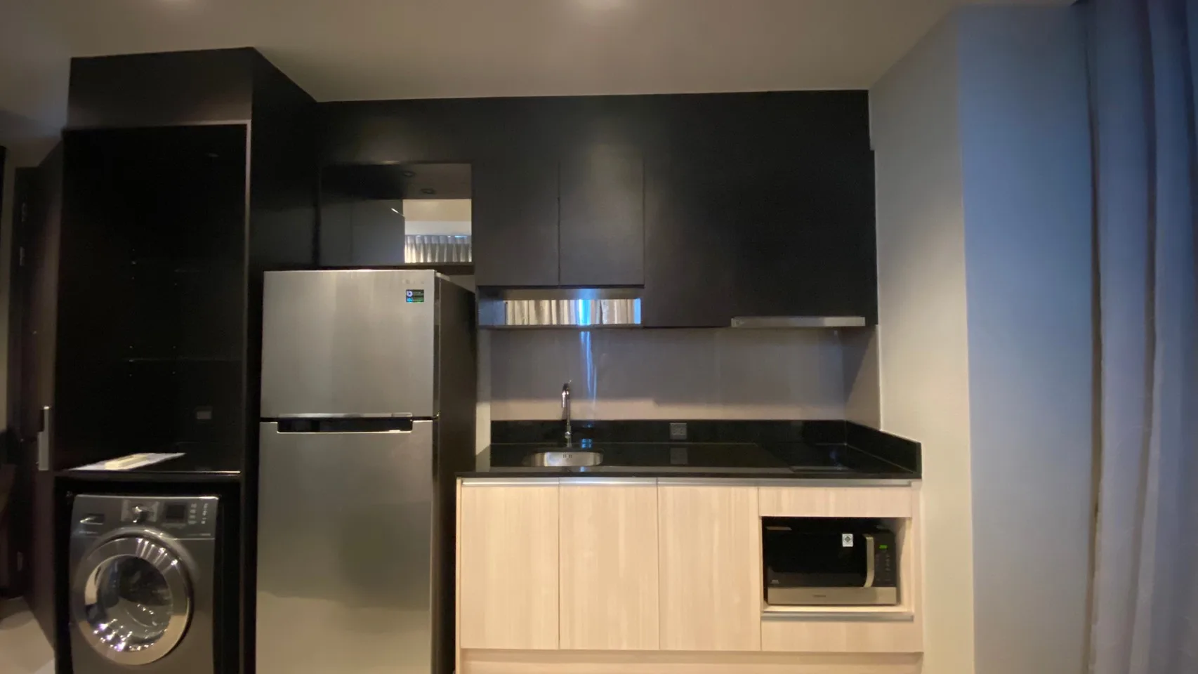 Property photos for Edge Sukhumvit 23