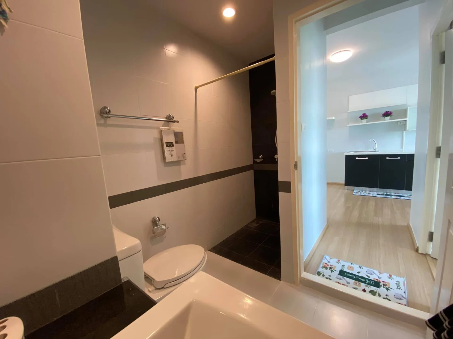 Property photos for A Space Sukhumvit 77