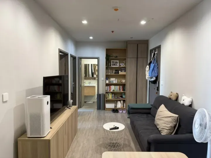 Property photos for The Line Wongsawang