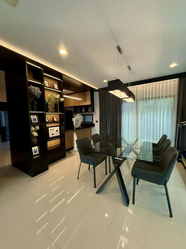 Property photos for Setthasiri Krungthep Kreetha 2
