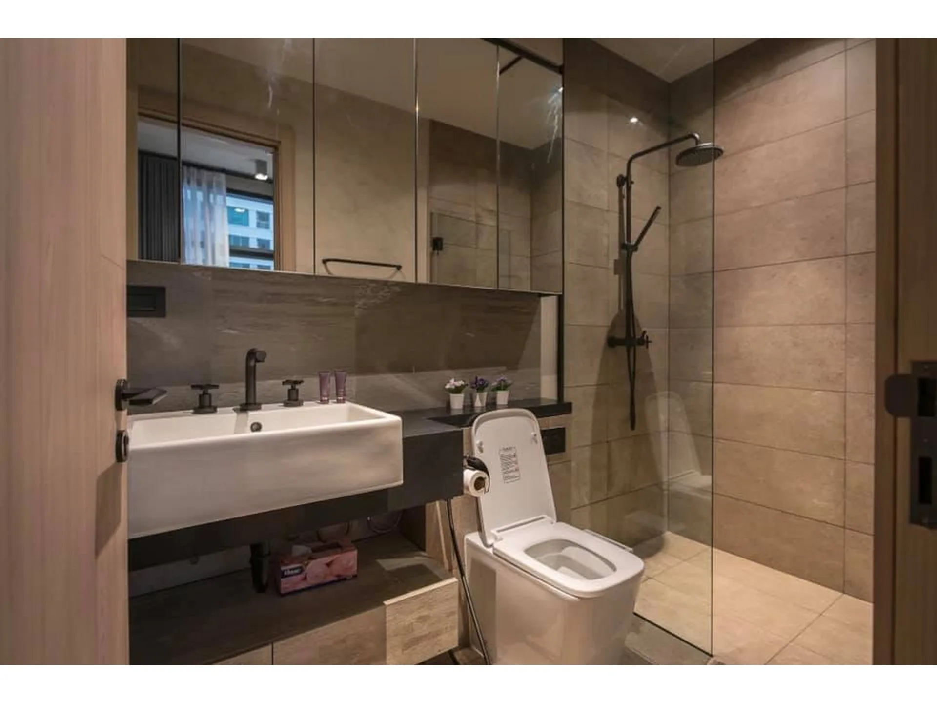 Property photos for The Lofts Asoke