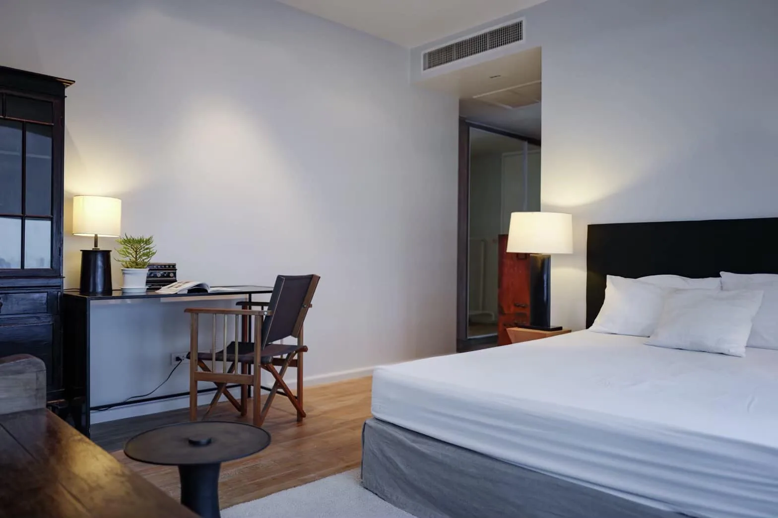 Property photos for The Royal Maneeya