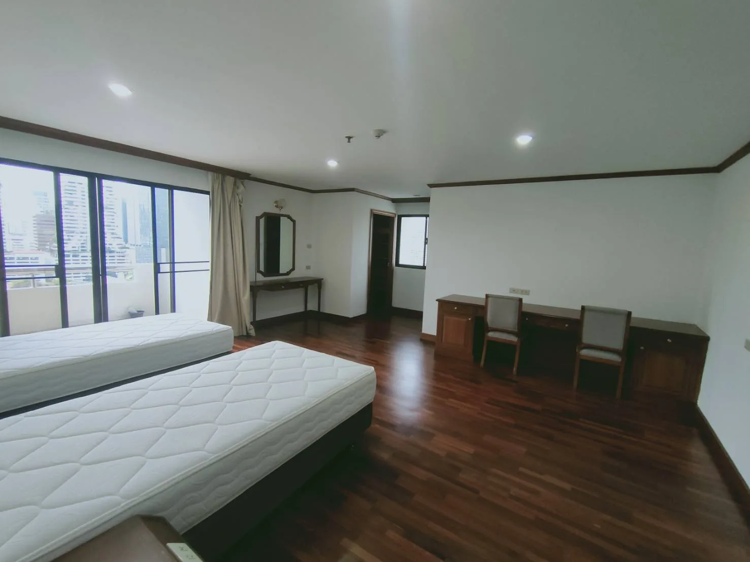 Property photos for Sethiwan Residence