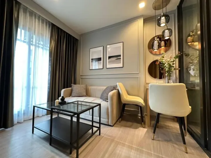 Property photos for Life Asoke Hype