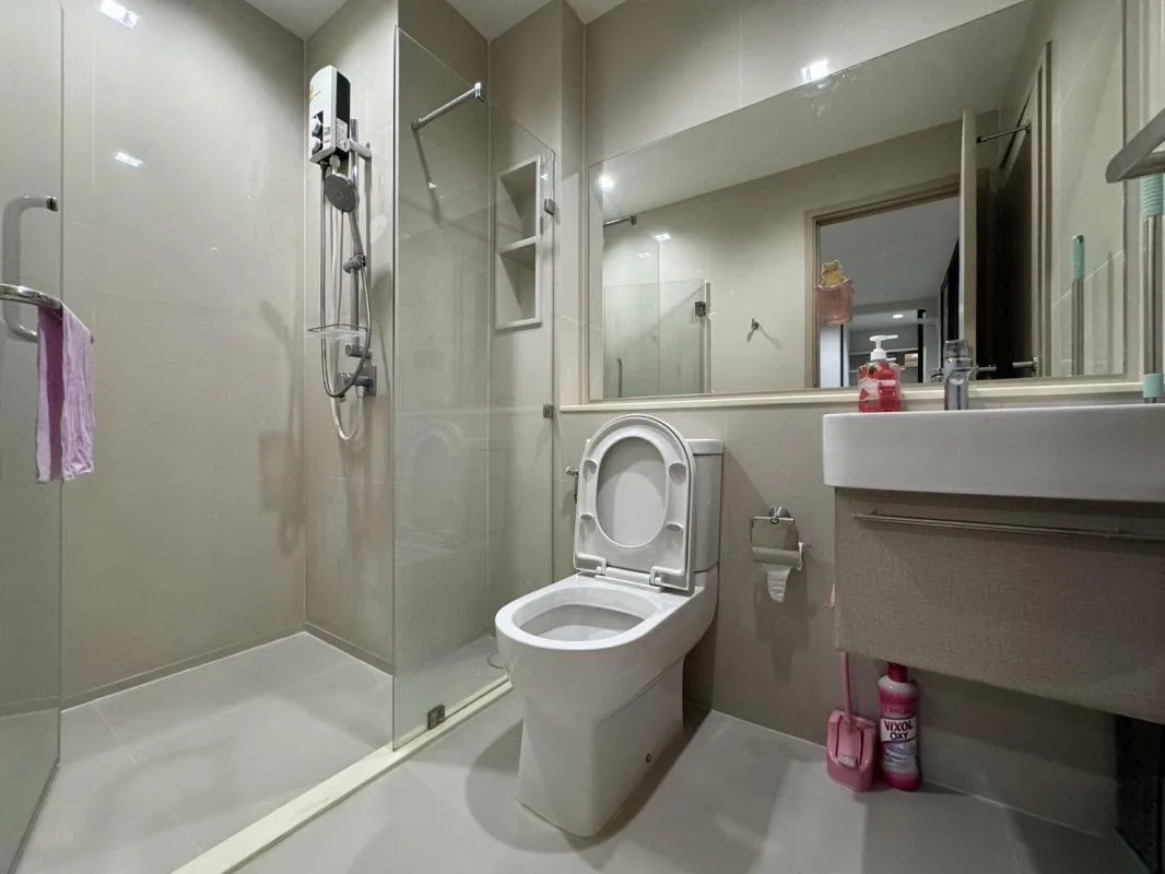 Property photos for Life Sathorn Sierra