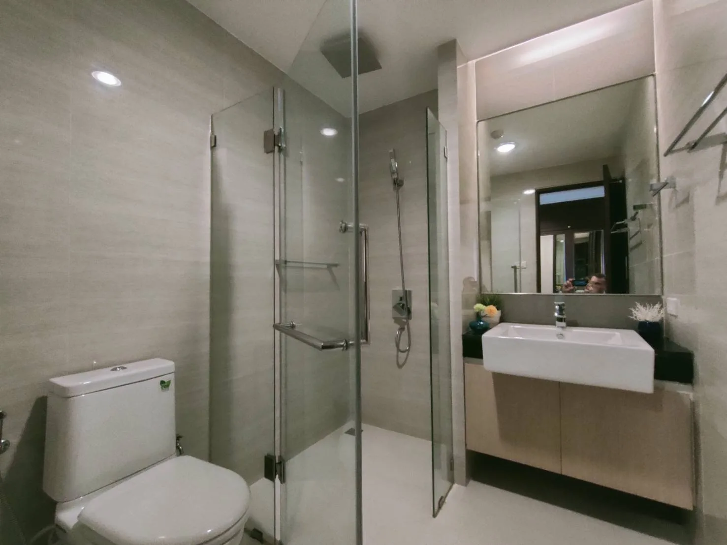 Property photos for Ploenruedee Residence