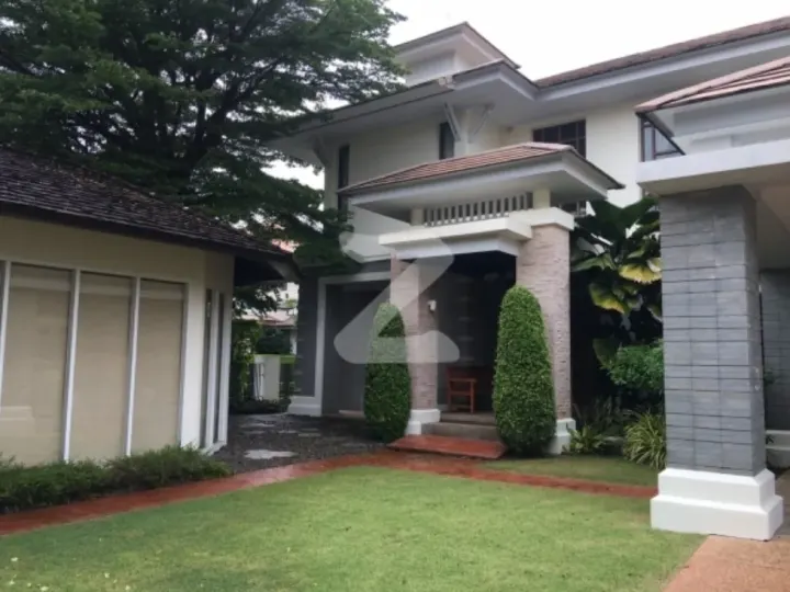 Property photos for Narasiri Pattanakarn-Srinakarin