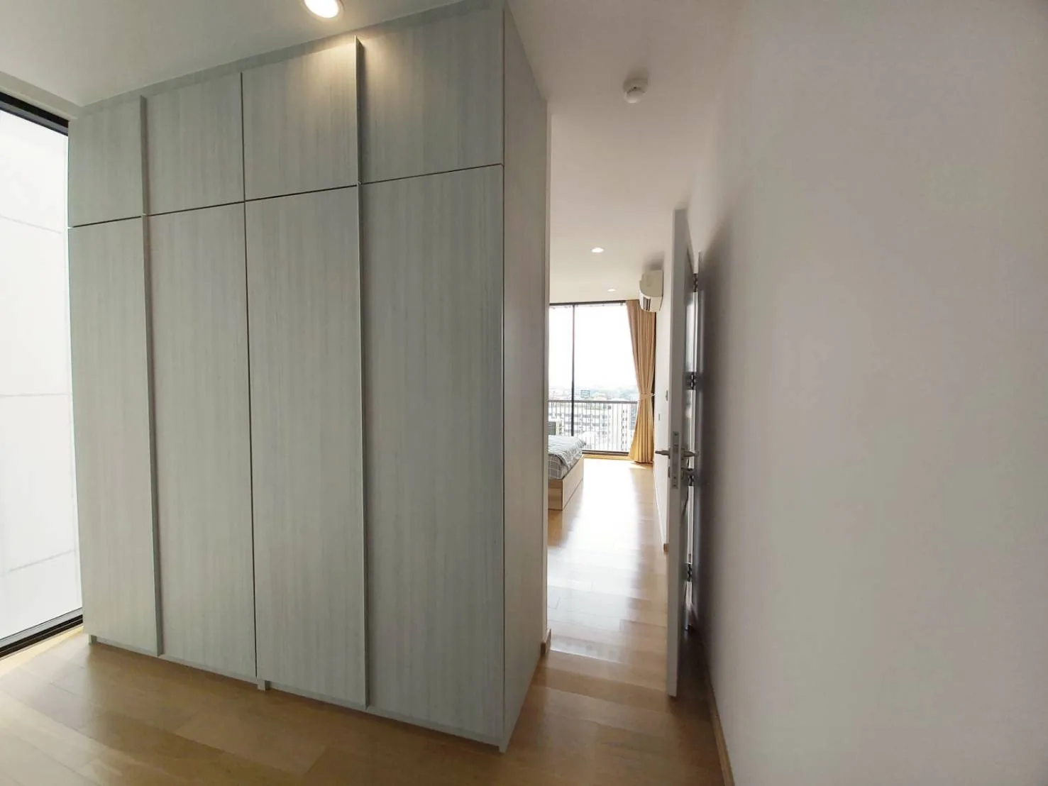Property photos for Noble Revolve Silom