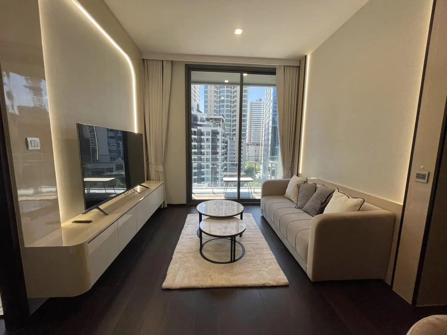 Property photos for Laviq Sukhumvit 57