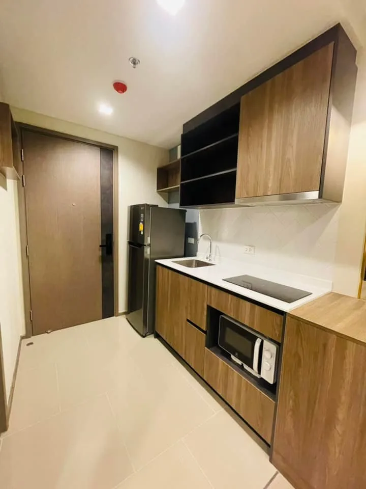 Property photos for THE LINE Phahonyothin Park