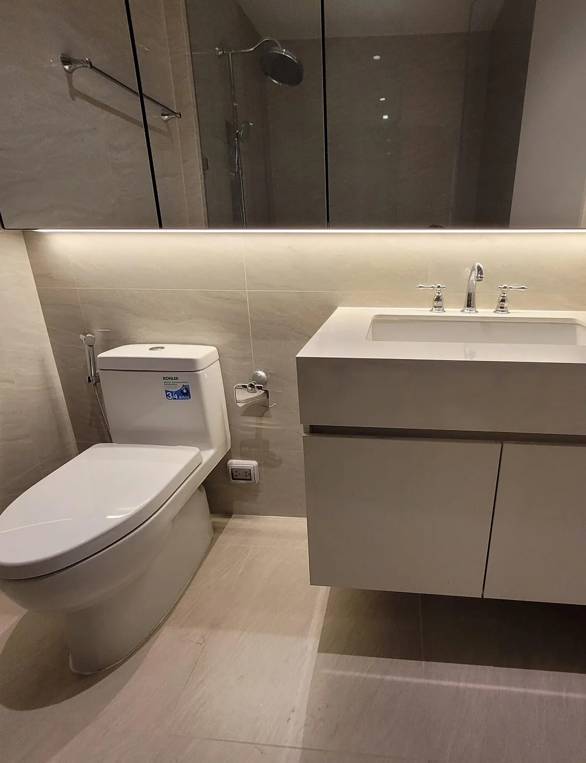 Property photos for Muniq Langsuan